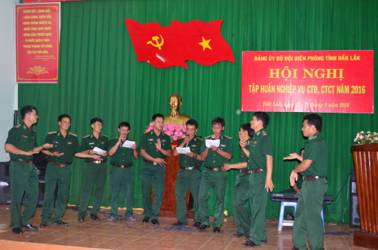 uqne69g8m2-52164_1428070658887051869_Hc_cc_bi_ht_i_ngoi_bin_phng
