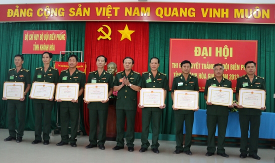 utvdnfkzmh-7460_f_jos82ix41_2._tp_th_nhn_bng_khen_UBND_tnh