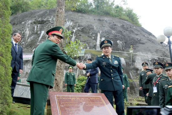 vfqlrgaedz-7397_f_joqn0xyx5_ngoc6