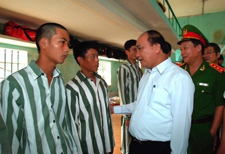 vn7i_a1-1.jpg
