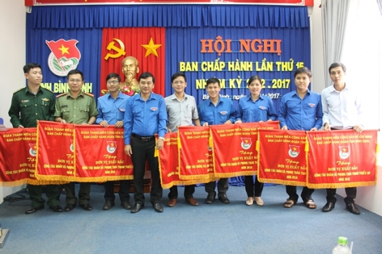 w5s827jp1z-57649_1244920231911716336_anh