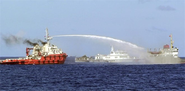 wzcn_china_ship_oil_rig-1.jpg