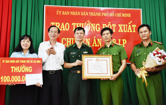 y2iu_anh-3