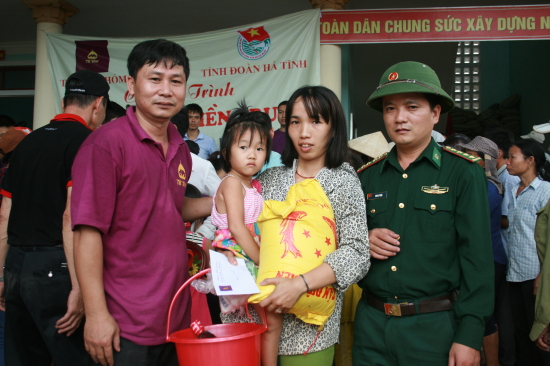 ye6shb1x5d-54679_1253590291789583073_nh_2