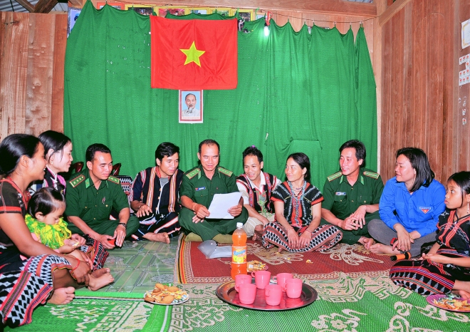 zyckel7n2m-44835_19042218951223842953_anh_1