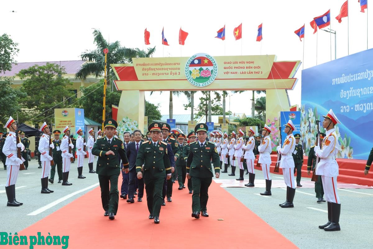 Bắt đầu các hoạt động Giao lưu hữu nghị Quốc phòng biên giới Việt Nam - Lào lần thứ 3 tại Lào