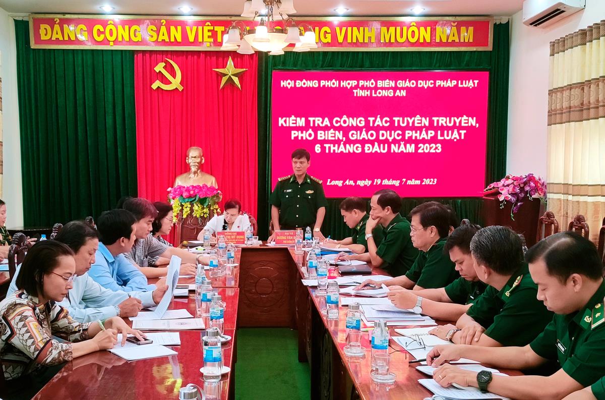 BĐBP Long An: 6 tháng đầu năm tuyên truyền, phổ biến, giáo dục pháp luật tập trung cho 7.113 lượt người tham dự