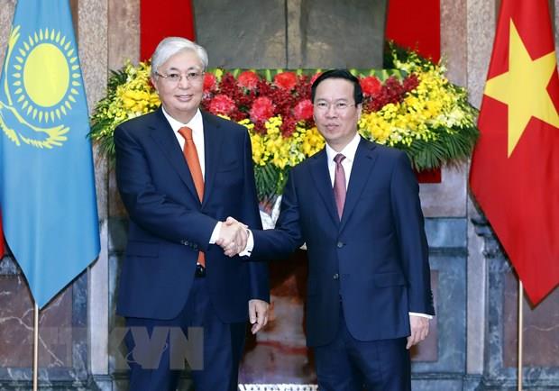 Việt Nam luôn coi trọng quan hệ hữu nghị truyền thống với Kazakhstan