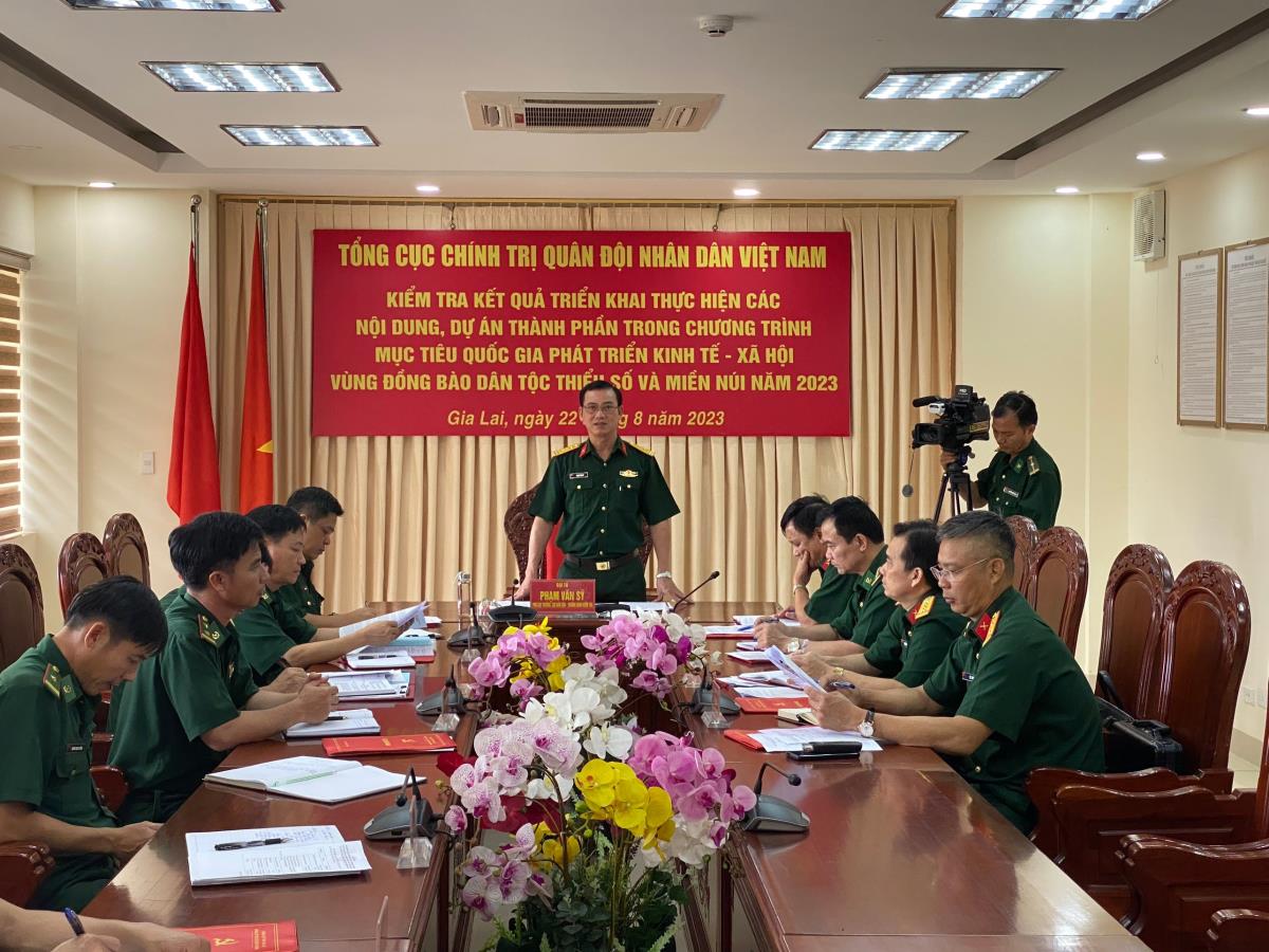Kiểm tra kết quả triển khai thực hiện Chương trình mục tiêu quốc gia tại BĐBP Gia Lai