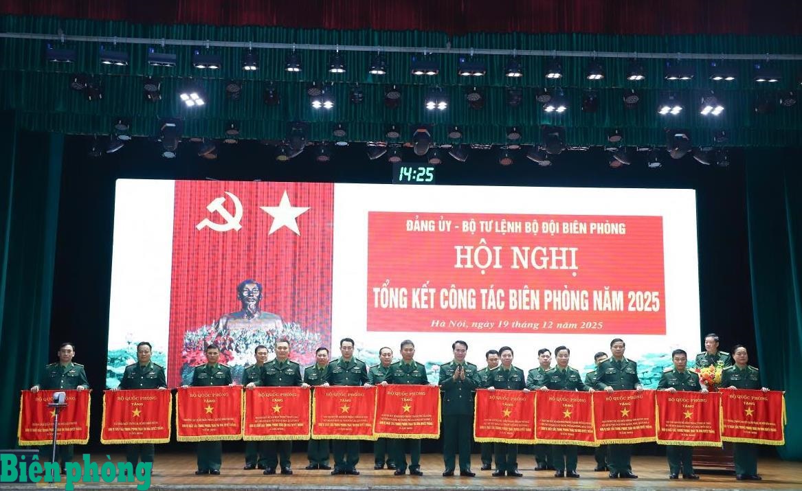 Bộ đội Biên phòng tiếp tục vượt mọi khó khăn, hoàn thành xuất sắc nhiệm vụ chính trị được giao