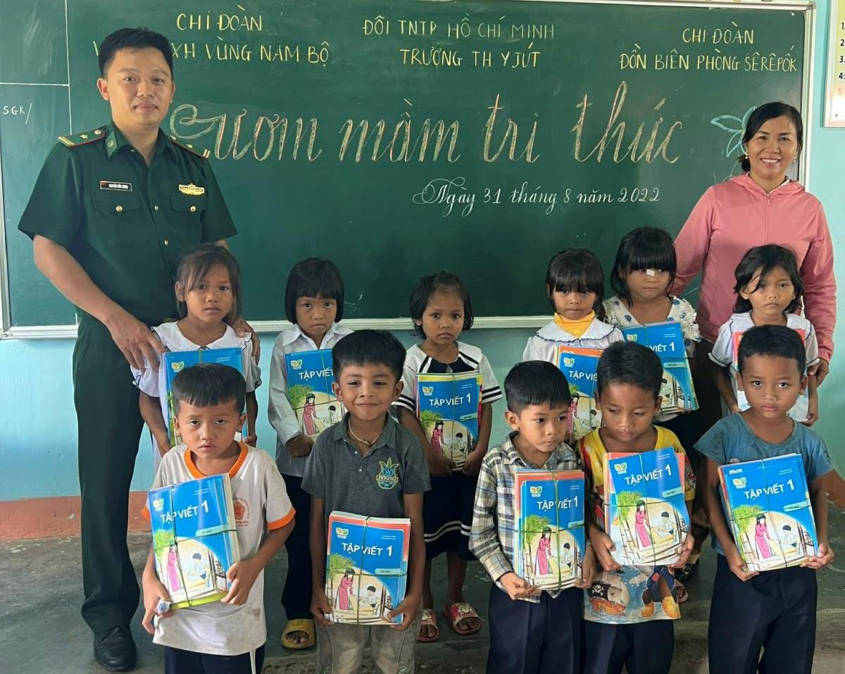 Có một khu vườn cổ tích mang tên Yok Đôn
