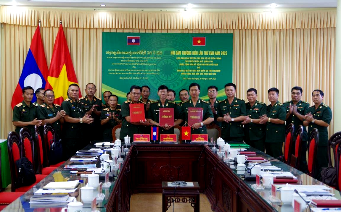 Hội đàm thường niên giữa Bộ Chỉ huy BĐBP Thừa Thiên Huế, Quảng Trị với Bộ Chỉ huy Quân sự tỉnh Salavan, Lào