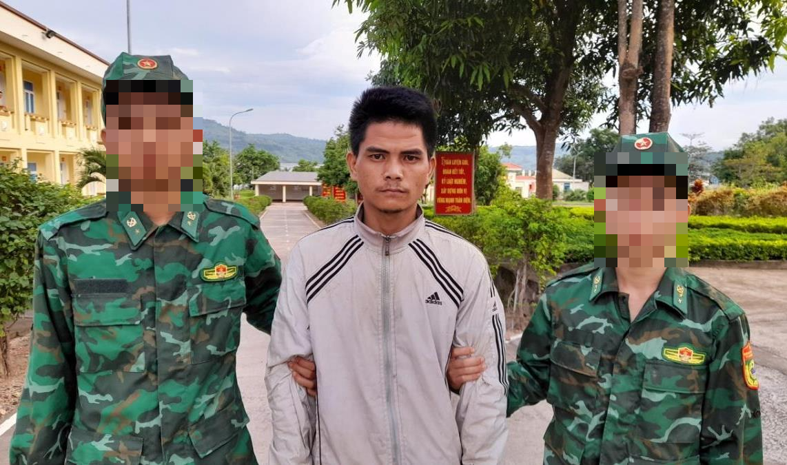 Phát hiện, bắt giữ các đối tượng qua Lào cá độ đá gà ăn tiền nhập cảnh trái phép vào Việt Nam