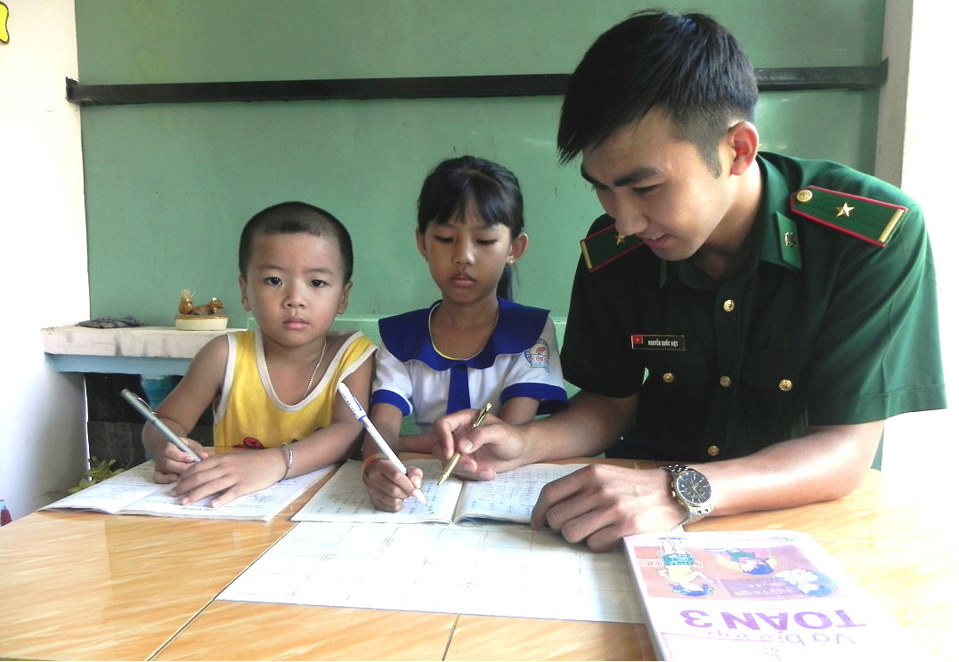 Gieo niềm tin nơi biên giới