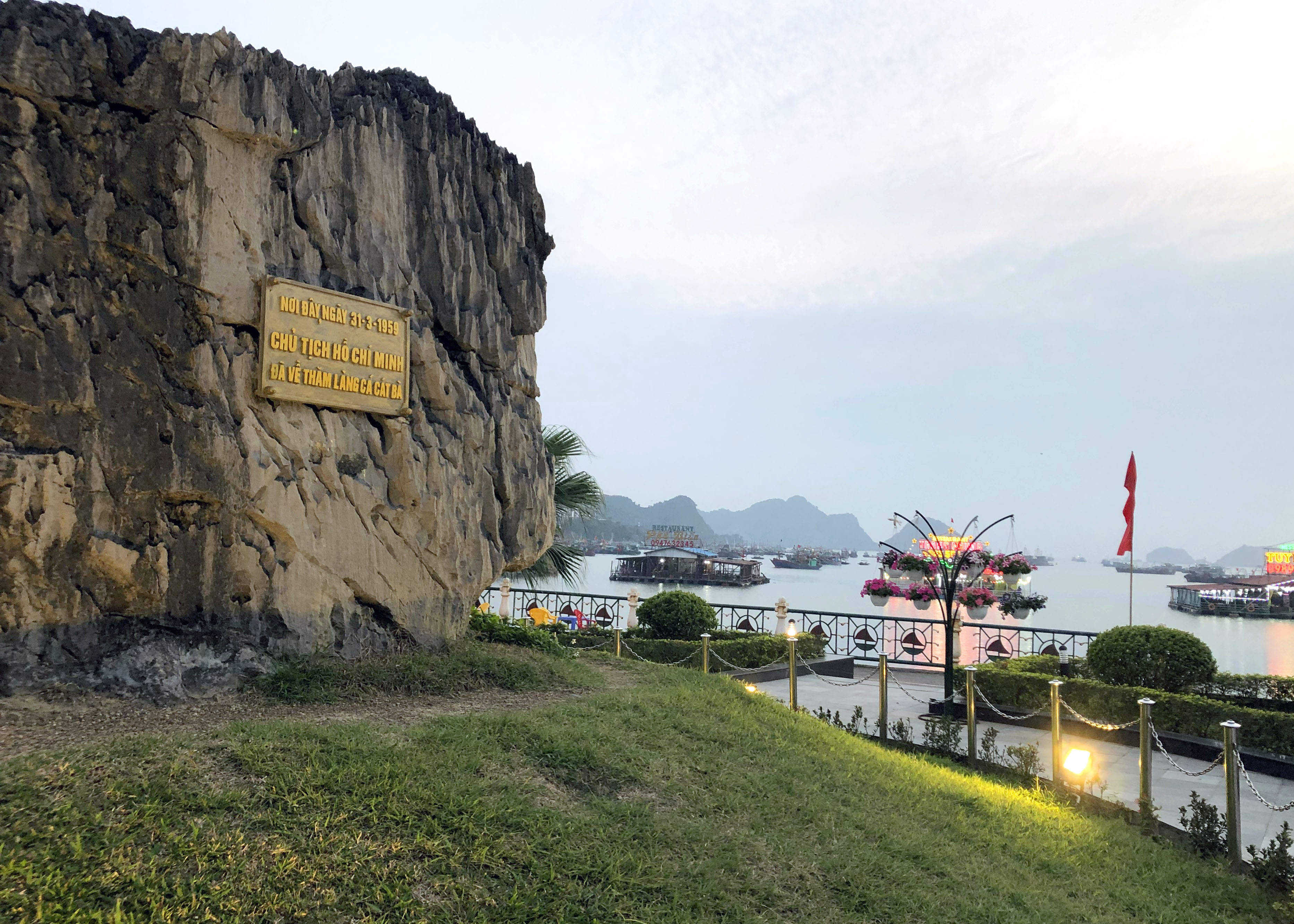 Đảo Cát Bà