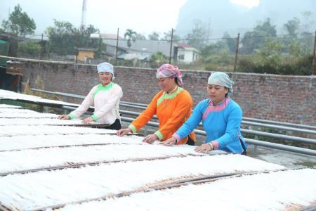 Làng nghề truyền thống ở Lào Cai vào mùa sản xuất Tết