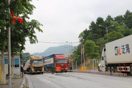 Tổng kim ngạch xuất nhập khẩu qua cửa khẩu tỉnh Lạng Sơn tăng 40%