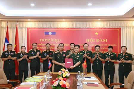 Tăng cường công tác phối hợp giữa Bộ Chỉ huy BĐBP Thanh Hóa và Bộ Chỉ huy Quân sự tỉnh Hủa Phăn