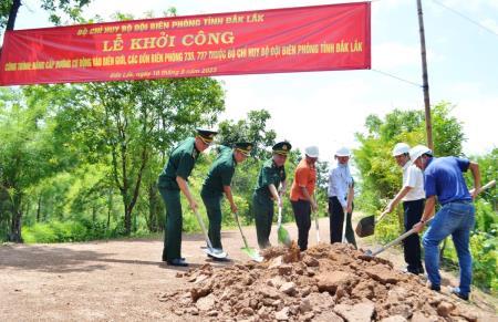 Đắk Lắk: Khởi công công trình nâng cấp đường cơ động vào biên giới