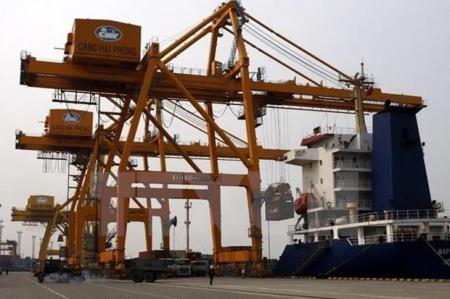 Ký Quyết định phê duyệt quy hoạch phát triển hệ thống cảng cạn