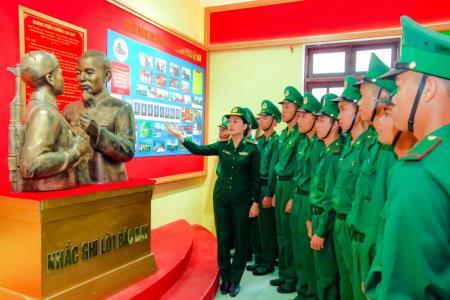 Nhận thức rõ hơn về Xây dựng quân đội vững mạnh về chính trị đáp ứng yêu cầu, nhiệm vụ bảo vệ Tổ quốc Việt Nam xã hội chủ nghĩa hiện nay