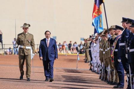 Australia bắn đại bác chào đón Thủ tướng Phạm Minh Chính