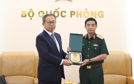 Đại tướng Phan Văn Giang tiếp Đại sứ Nhật Bản