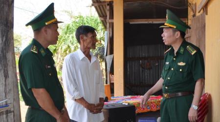 Khởi công xây dựng nhà Đại đoàn kết tặng hộ nghèo tại biên giới Đắk Lắk
