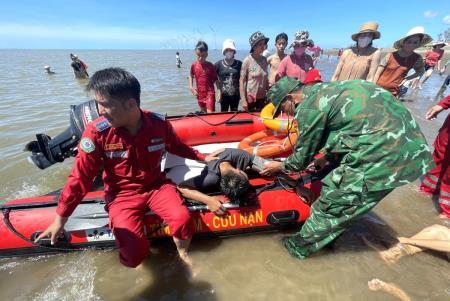 Kịp thời cứu sống 2 nạn nhân bị đuối nước