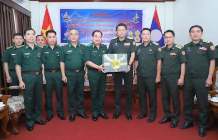 Bộ Tư lệnh BĐBP chúc Tết các lực lượng vũ trang Lào nhân dịp Tết cổ truyền Bunpimay