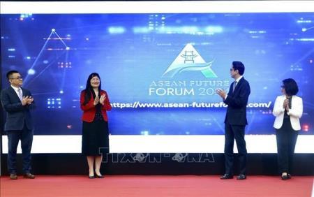 Tìm lời giải cho bài toán tương lai ASEAN
