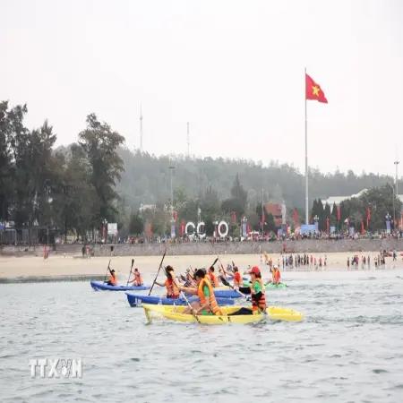 Quảng Ninh: Sôi nổi giải đua thuyền Kayak trên đảo tiền tiêu Cô Tô