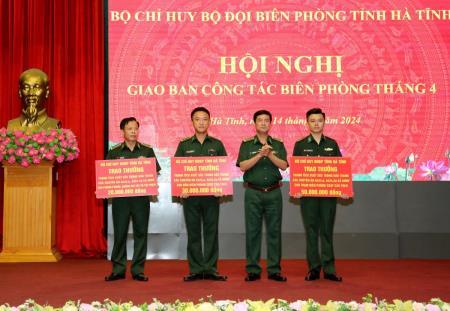 BĐBP Hà Tĩnh: Trao thưởng thành tích trong đấu tranh phòng, chống tội phạm