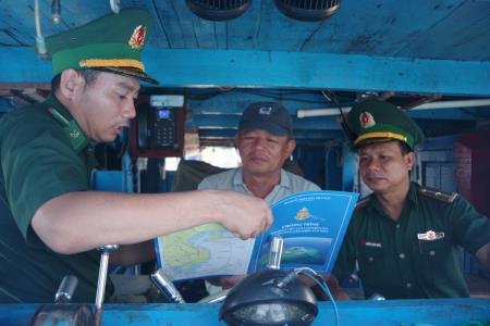 Bình Định: Bồi dưỡng và cấp chứng chỉ thuyền trưởng, máy trưởng tàu cá cho ngư dân