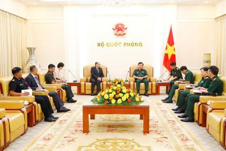 Thúc đẩy hợp tác quốc phòng Việt Nam - Ấn Độ