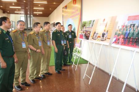 Sĩ quan trẻ BĐBP Việt Nam và An ninh, Cảnh sát Lào tăng cường hợp tác, chung tay bảo vệ an ninh chính trị, trật tự an toàn xã hội hai bên biên giới