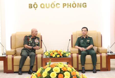 Đại tướng Phan Văn Giang tiếp Tư lệnh Lực lượng Quốc phòng Malaysia