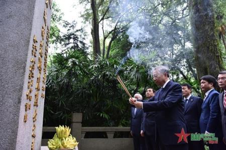 Tổng Bí thư, Chủ tịch nước Tô Lâm thăm Khu di tích Trụ sở Hội Việt Nam Cách mạng Thanh niên tại Quảng Châu