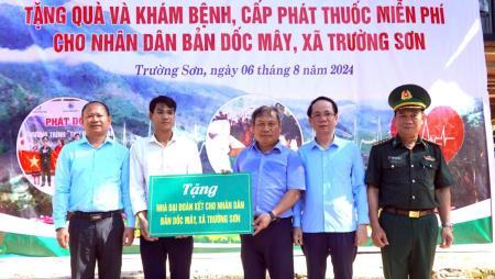 Lãnh đạo tỉnh Quảng Bình kiểm tra công tác quản lý biên giới và đời sống đồng bào tại xã Trường Sơn