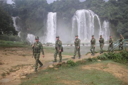 Niềm vinh dự, tự hào của quân và dân tỉnh Cao Bằng