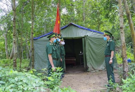 BĐBP Điện Biên duy trì nghiêm 60 tổ chốt chặn, siết chặt kiểm soát đường mòn, lối mở, cửa khẩu