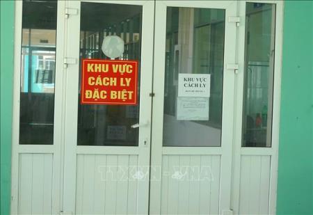 Tập trung cứu chữa bệnh nhân COVID-19 nặng với nhiều bệnh lý nền đi kèm