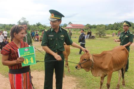 Nghĩa tình Việt - Lào son sắt trên dải Trường Sơn (bài 5)