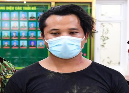 Bắt đối tượng người Campuchia vận chuyển hơn 1kg ma túy đá vào Việt Nam