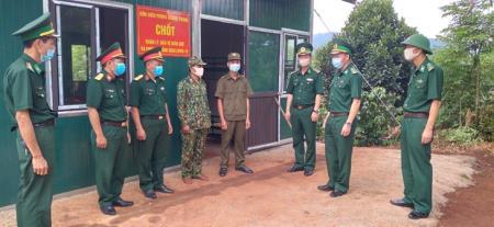 Tăng cường gần 200 cán bộ, chiến sĩ tham gia phòng, chống dịch Covid-19 trên biên giới Quảng Trị