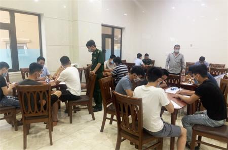 Hàng trăm người sập bẫy bánh vẽ đi xuất khẩu lao động Hàn Quốc