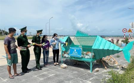 Mô hình mang lại hiệu quả kép ở xã đảo Tiên Hải
