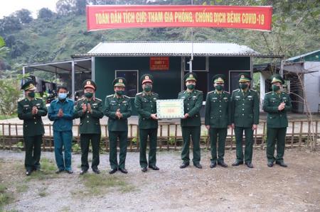 Trung tướng Ngô Minh Tiến thăm, kiểm tra BĐBP Lào Cai