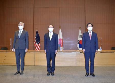 Hàn-Mỹ-Nhật nhất trí duy trì hợp tác sau vụ phóng vật thể bay của Triều Tiên