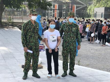 Tiếp nhận 335 công dân Việt Nam do Trung Quốc trao trả, phát hiện, bắt giữ 3 đối tượng có lệnh truy nã